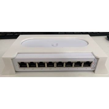 Unifi USW Lite 8 POE halterung